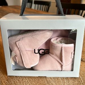 Jesse Bow II & Beanie - Pink